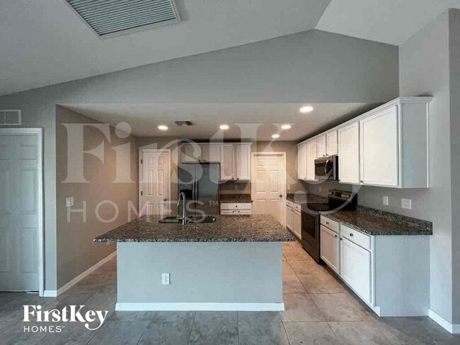 Building Photo - 3237 NW 41st Pl