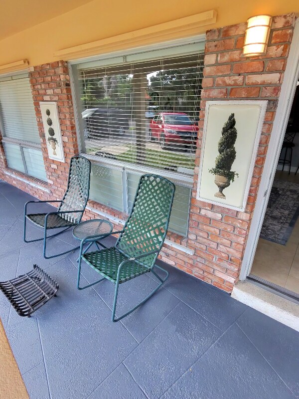 Foto del edificio - 2419 NE 2nd Ave