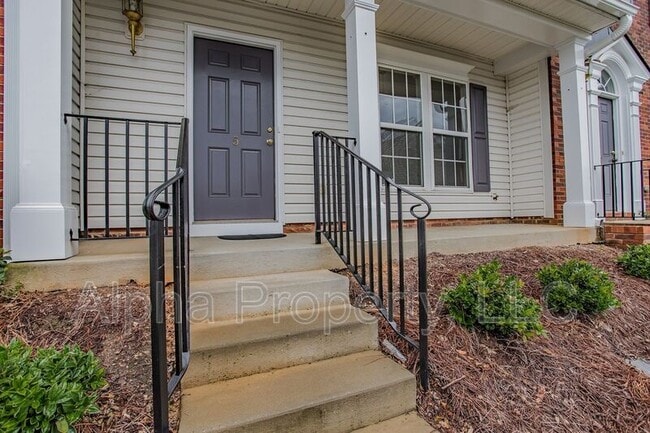 Photo - 5 Spring Crossing Cir House