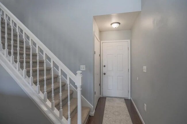 Building Photo - 536 Ross Ave