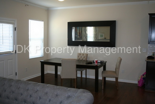 Building Photo - Great 4 bedroom 2.5 bath in Mebane!