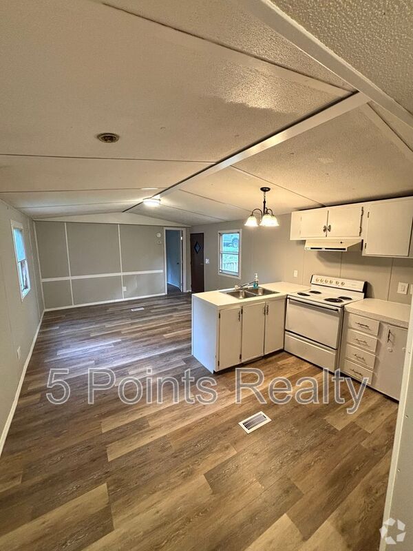 Building Photo - 9314 Beeler Ct
