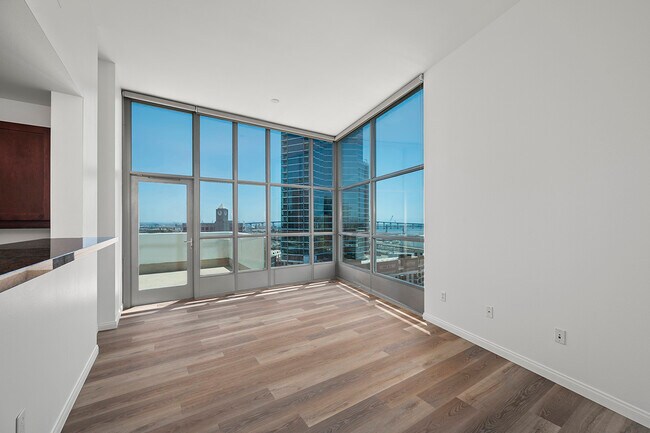 Foto del edificio - 253 10th Ave