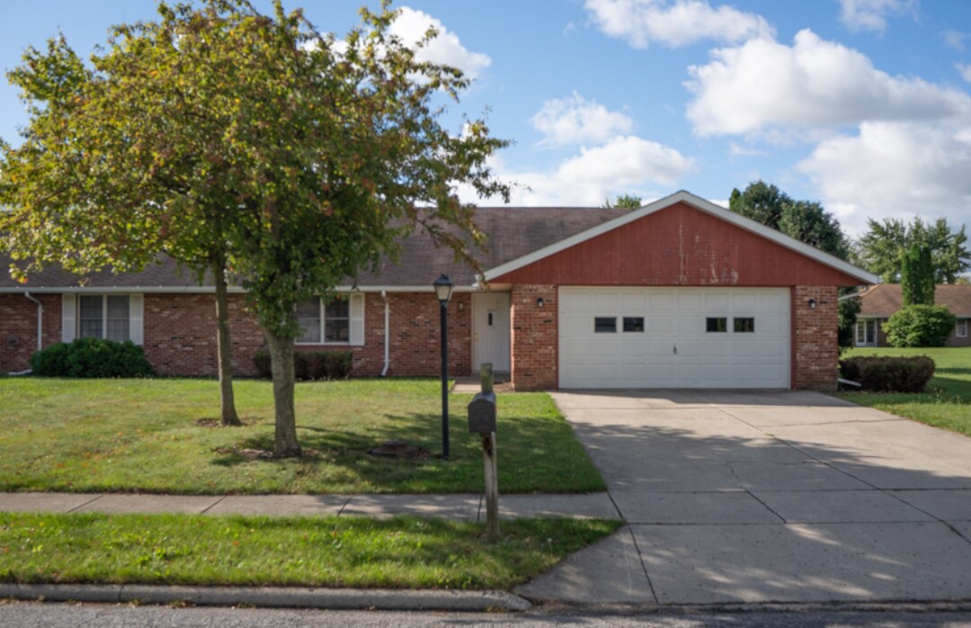 Primary Photo - 1455 Northbrook Dr