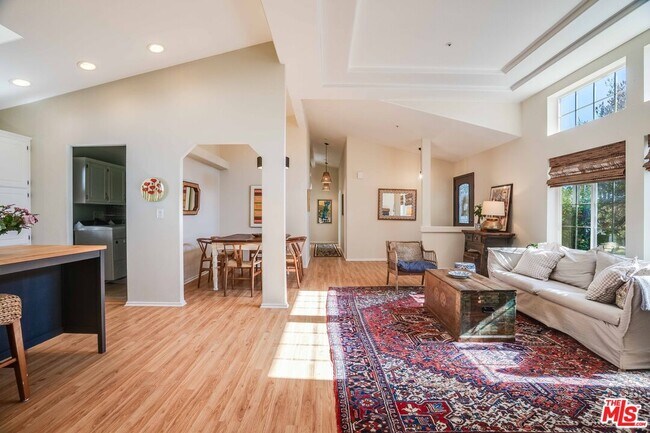 Foto del edificio - 1169 Aztec