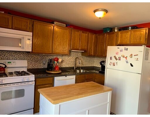 Foto del edificio - 100 Roper St