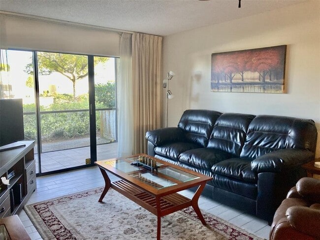 Building Photo - 6114 43rd St W