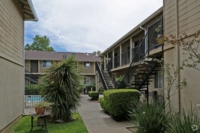 The Mcwelsh Apartments Apartments Sacramento Ca Apartments Com