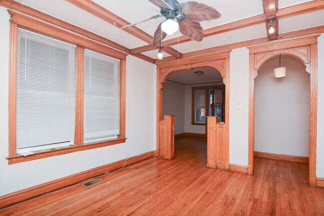 Building Photo - 2649 W Iowa St
