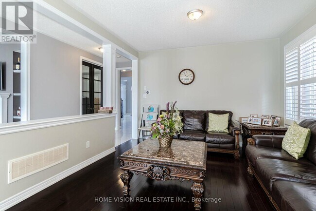 Building Photo - 36 Intrigue Trail