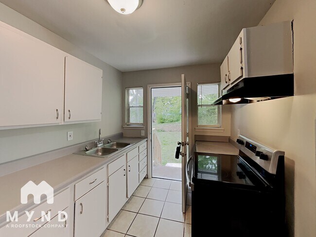 Foto del edificio - 814 45th St Ensley
