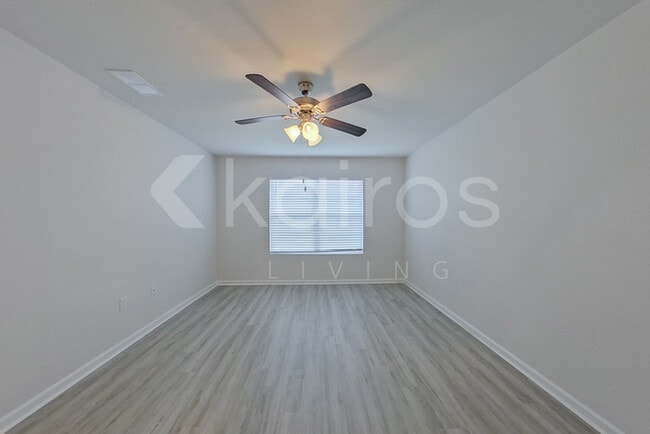Building Photo - 123 Swallowtail Ln