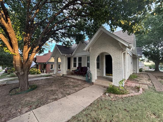 Foto principal - 3817 Crestline Rd