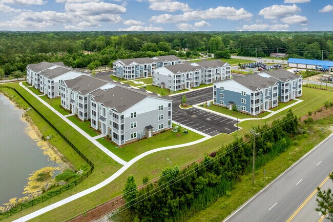 Vista aérea. - Anchor Pointe Apartments