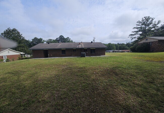 Foto del edificio - 5418 Planter Ct
