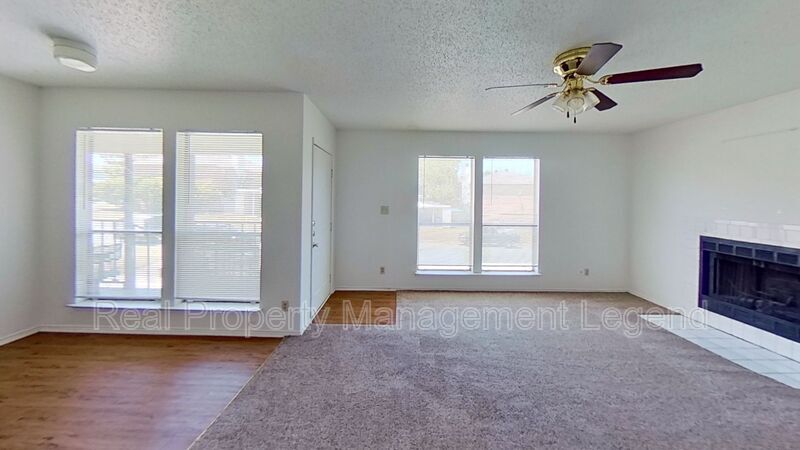 Primary Photo - 151 Allencrest Dr