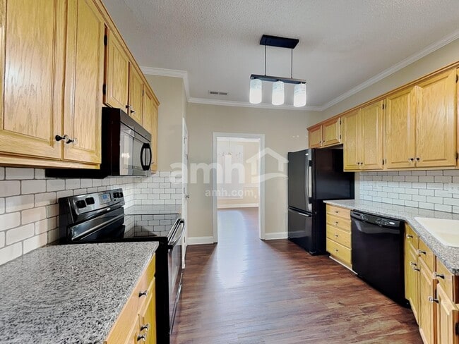 Building Photo - 1269 Beaverton Trail