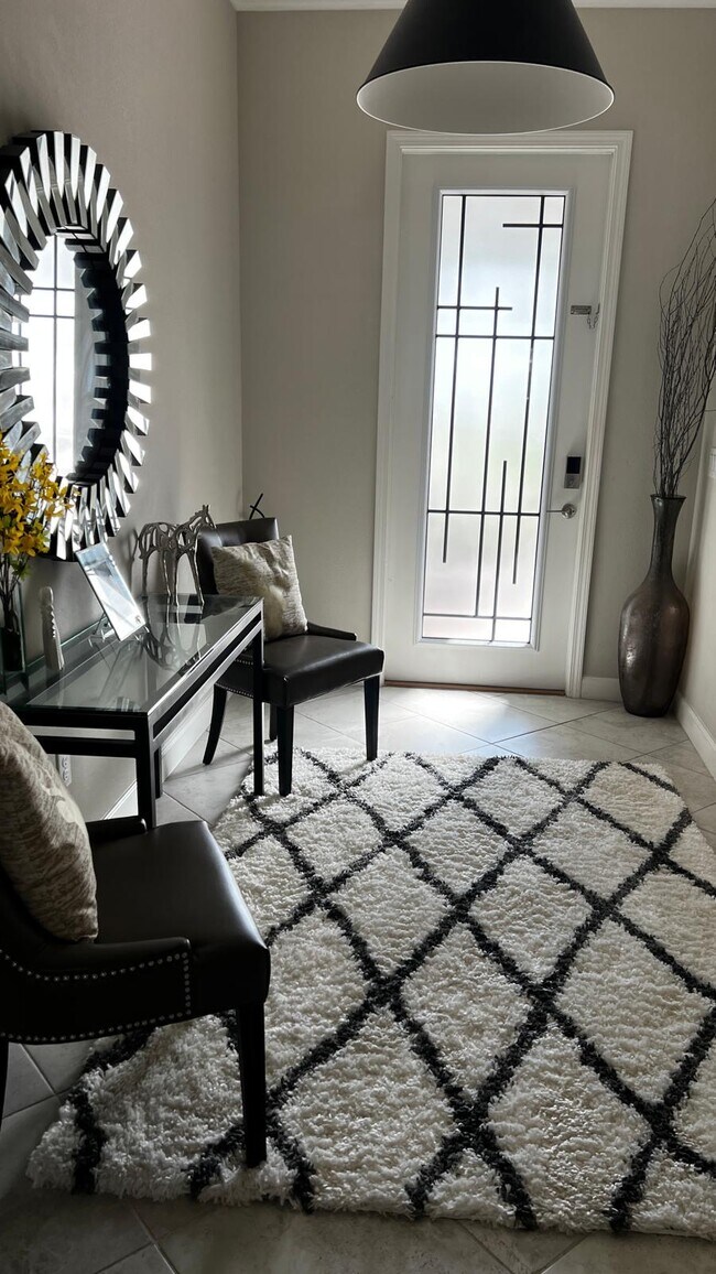 Foto del edificio - 2766 Hilliard Dr