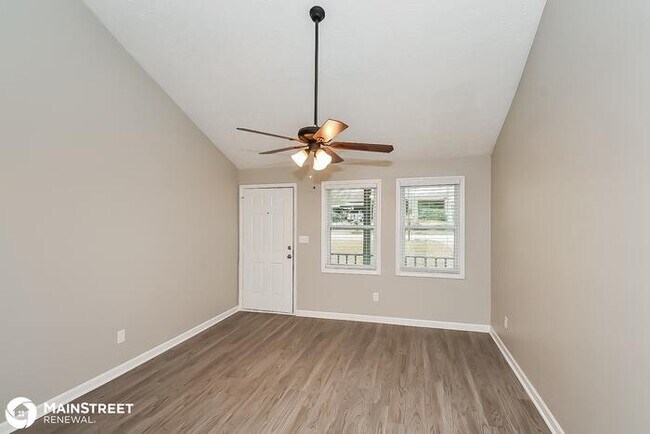 Building Photo - 6635 Bent Creek Dr, Rex, GA 30273