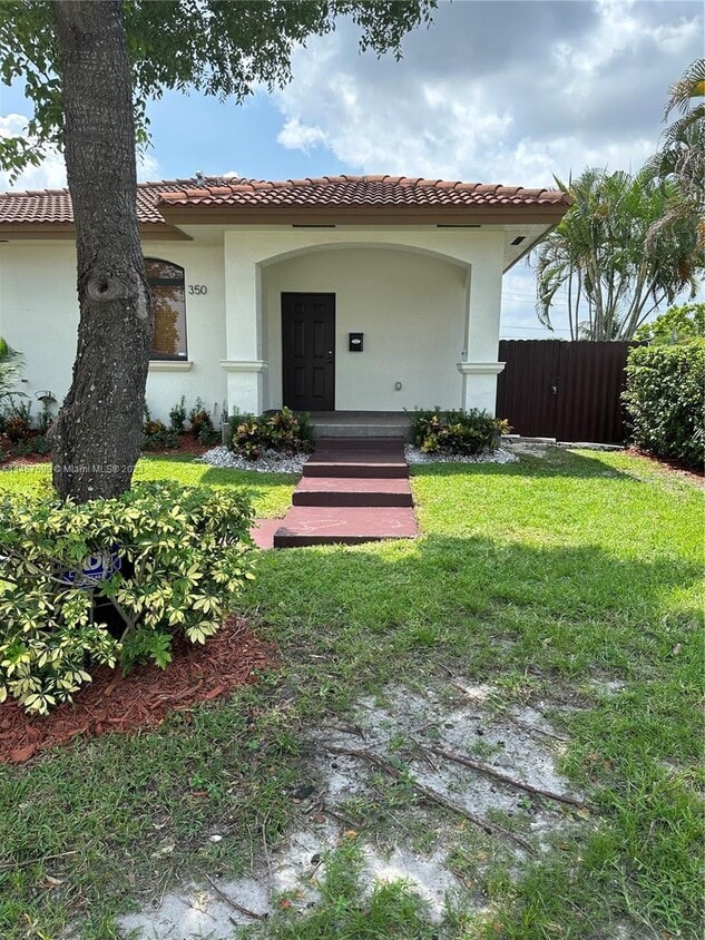 350 W 12th St, Hialeah, FL 33010 House Rental in Hialeah, FL