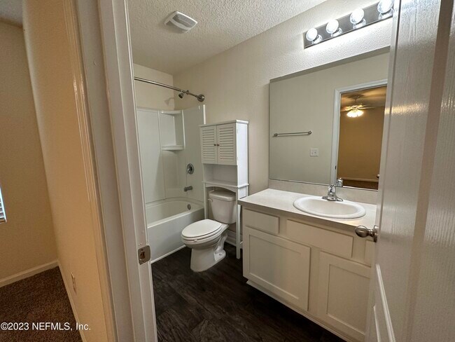 Foto del edificio - 7840 Echo Springs Rd