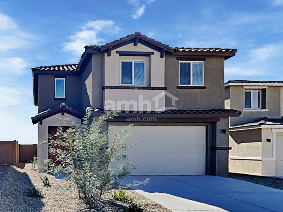 Foto principal - 6143 W Calle Lingo