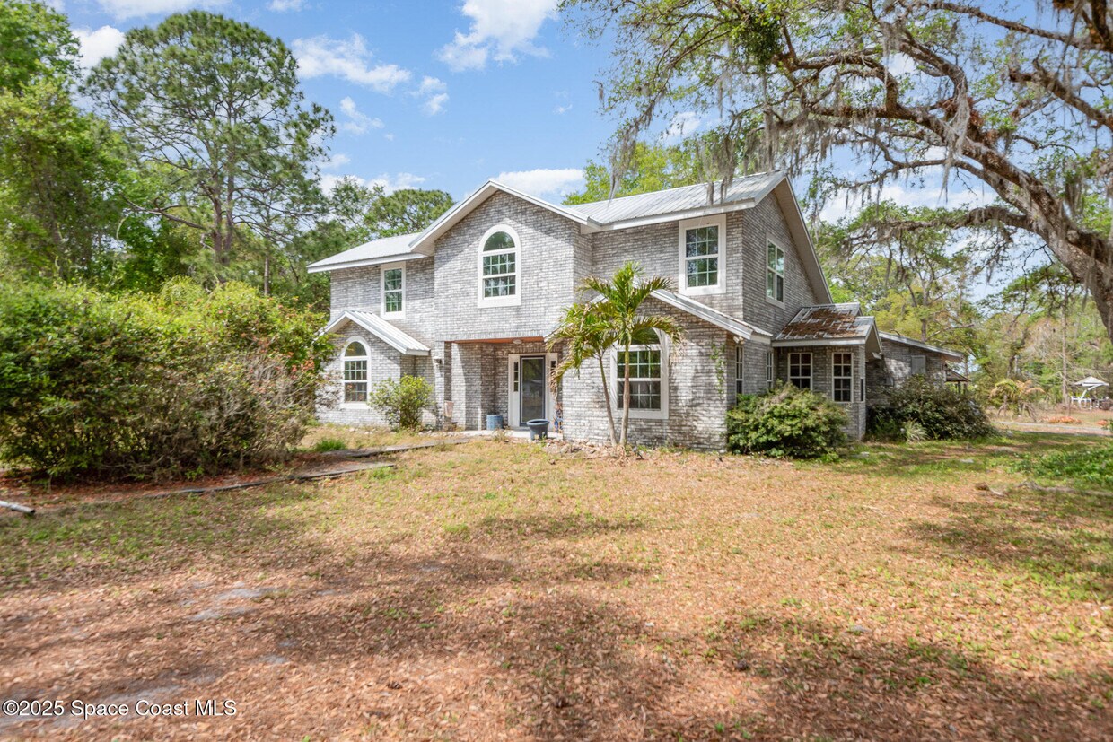 Foto principal - 4100 Fox Lake Rd
