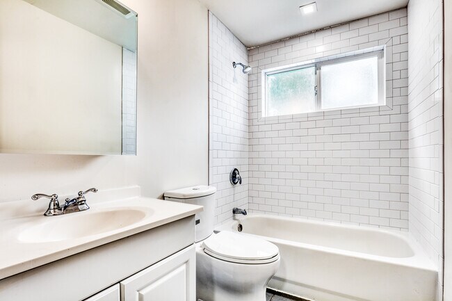 Bathroom - 1510 NE 170th St