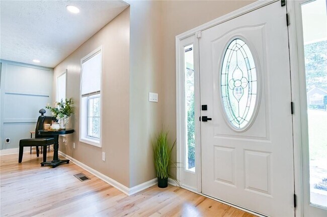 Building Photo - 1116 Havel Dr SW