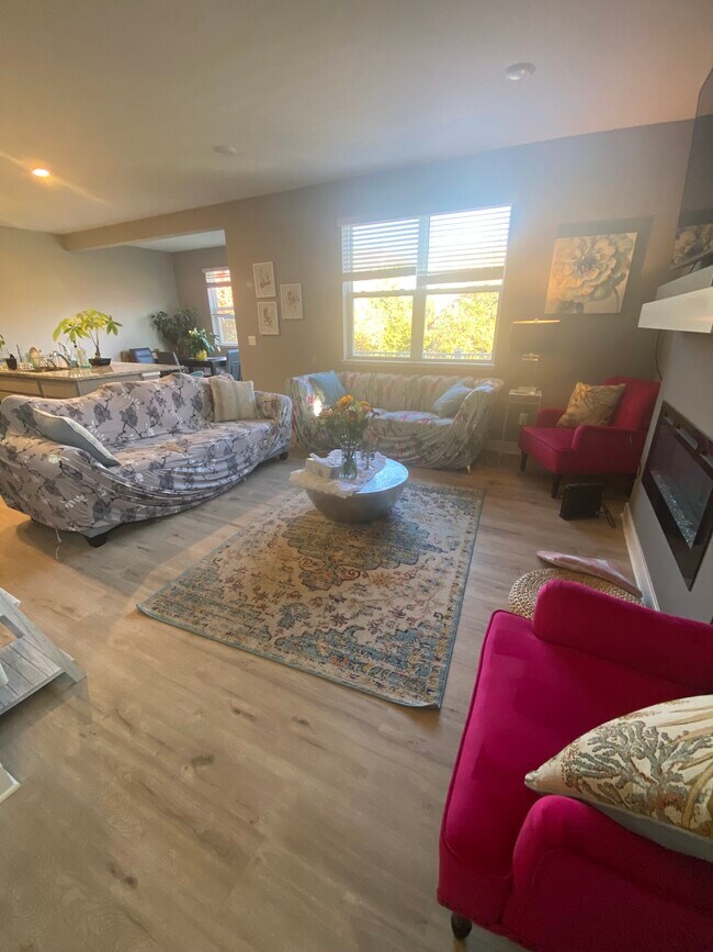 Building Photo - 1061 Northstar Way