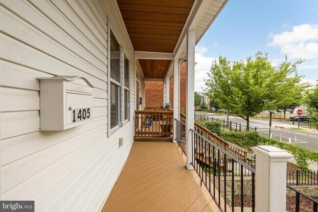 Foto del edificio - 1405 Montello Ave NE
