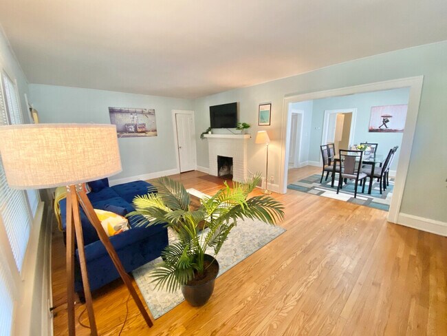 Building Photo - 2214 Lee Rd