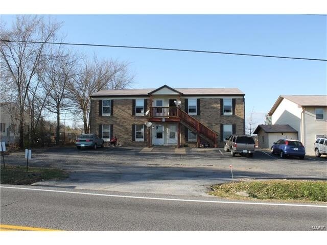 1507 Front - 1507 N Commercial Ave