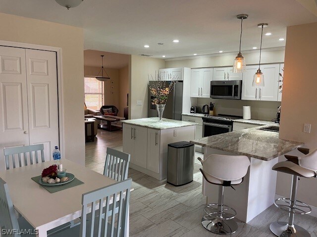 Building Photo - 5740 Sandpiper Pl