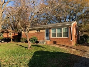 Building Photo - 307 Shannon Dr