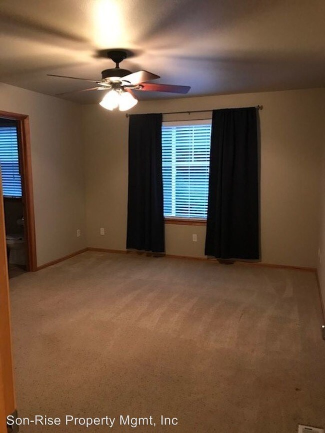 Foto del edificio - 3 br, 2.5 bath House - 10 Wisteria Lane