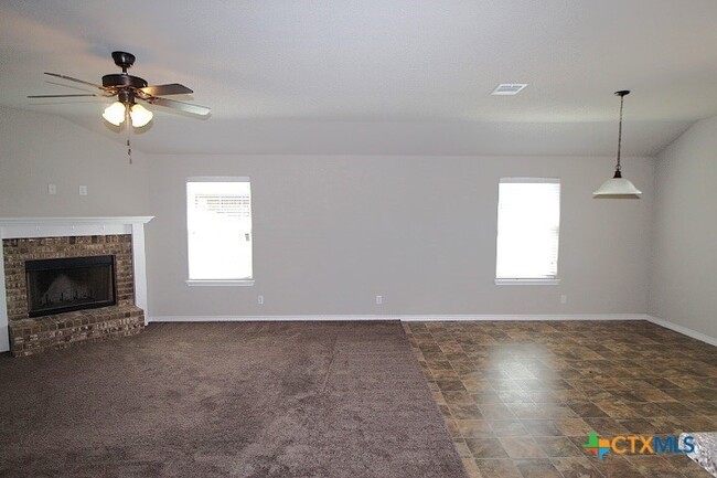 Building Photo - 7301 Oliver Loving Dr