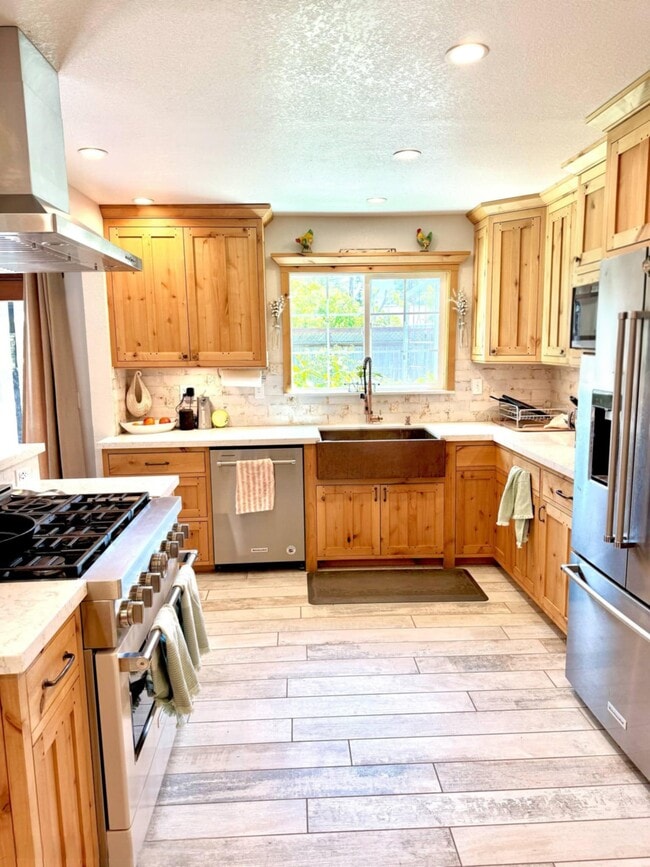 Building Photo - 224 Cotati Oaks Ct W