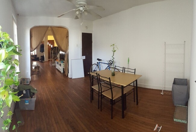 Photo - 1613 Fontain St House