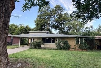 Building Photo - 4925 Lubbock Ave