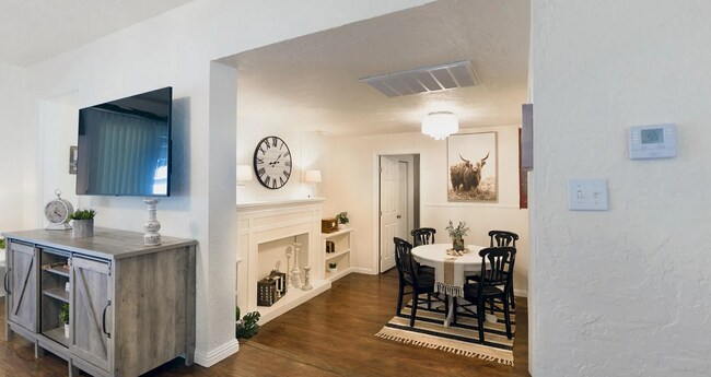Foto del edificio - 3 BED 1 BATH COUNTRY SETTING HOME WITH BONUS ROOM
