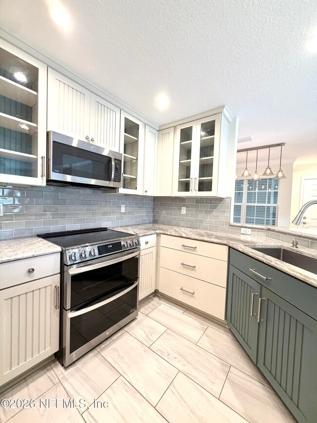 Building Photo - 500 Sandiron Cir