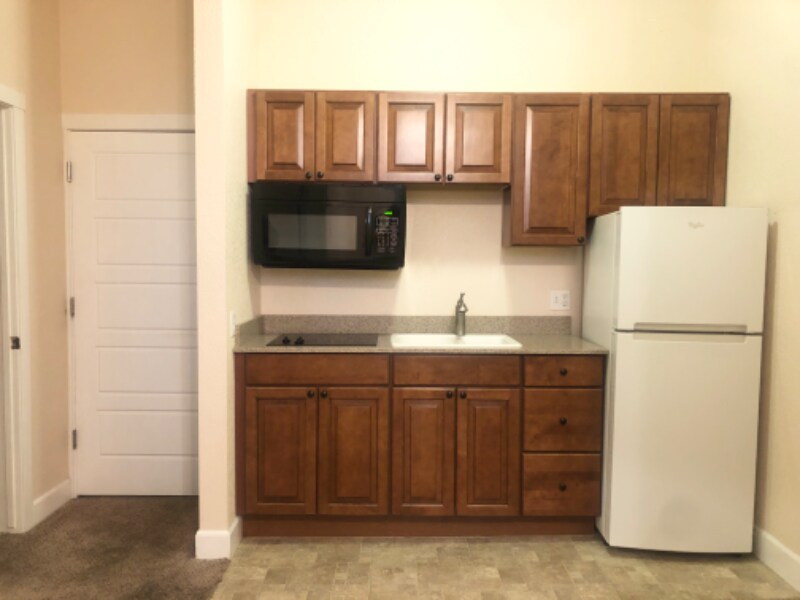 331 N Cleveland Ave, Loveland, CO 80537 Room for Rent in Loveland, CO