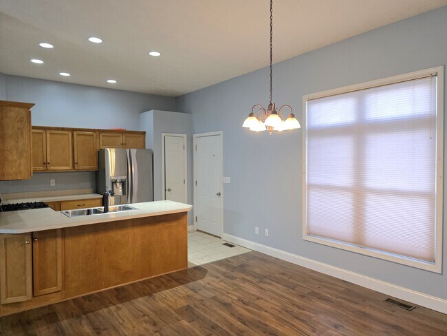 Foto del edificio - 2910 Kipling Ct