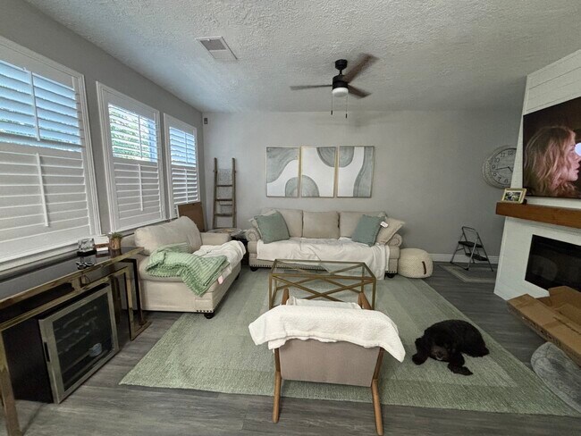 Foto del edificio - 55 S Camellia Grove Cir