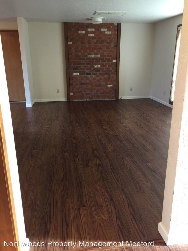 Building Photo - 2773 Jessica Cir