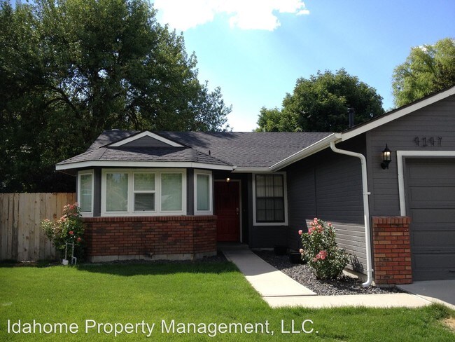 Building Photo - 4147 N Esten Pl