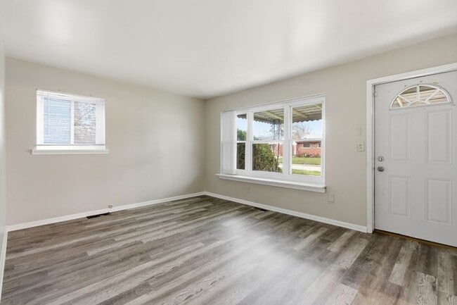 Photo - Huge ranch style home with Detached Section 8 Accepted