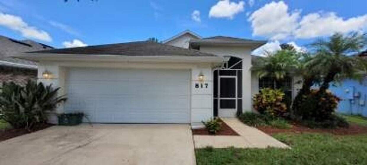 Primary Photo - Coral Trace 3BR 2BA with 2 Car Garage For ...