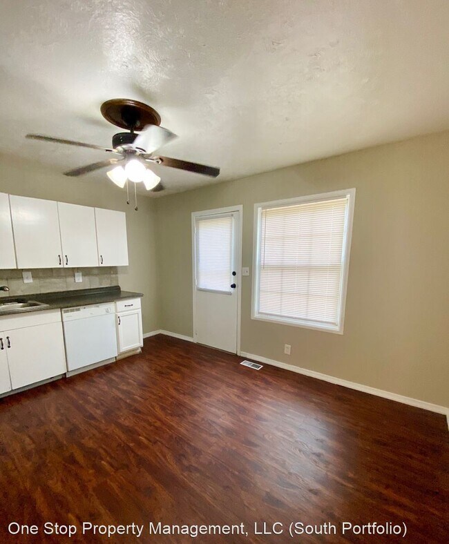 Foto del edificio - 3 br, 2 bath House - 8604 East 93rd Pl